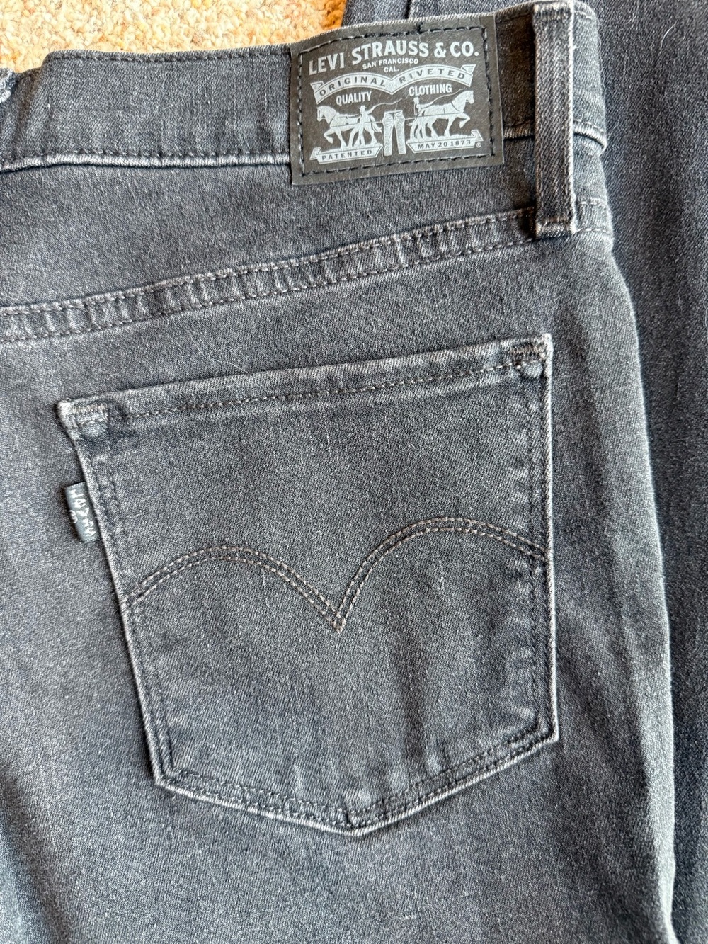 Levi's Women's Black Skinny Jeans with Signature Back Pocket